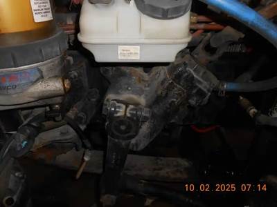 TRW/ROSS THP60001 Steering Gear / Rack for a 2014 Freightliner Cascadia