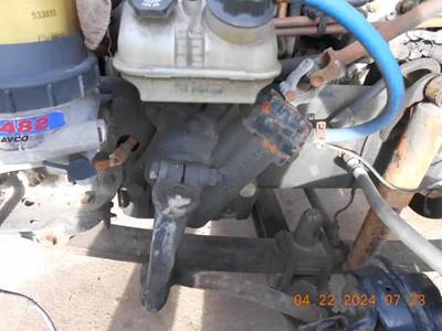 TRW/ROSS THP60010 Steering Gear / Rack for a 2015 Freightliner Cascadia