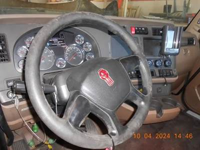 Kenworth T680 Steering Wheel