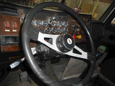 Peterbilt 377 Steering Wheel