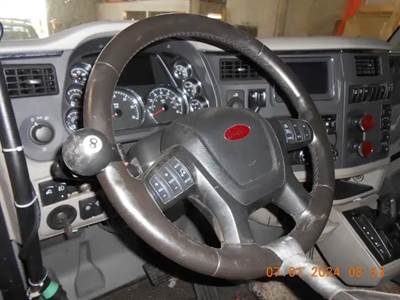 Peterbilt 579 Steering Wheel