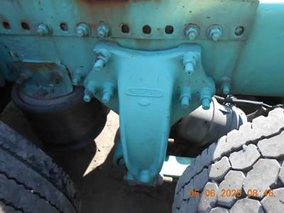 Freightliner AIRLINER Suspension for a 1998 Freightliner FLD