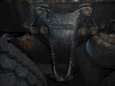 Freightliner FLD Suspension