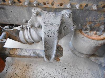 Freightliner FLD120 Suspension