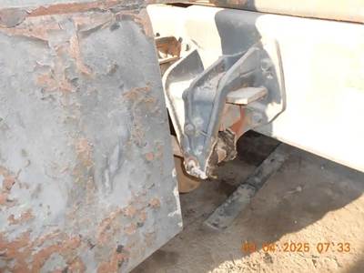 International 4900 Suspension