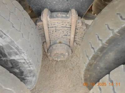 Mack Camelback Spring Suspension for a 1999 Mack RD688S