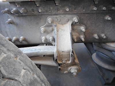 Volvo VNL670 Suspension