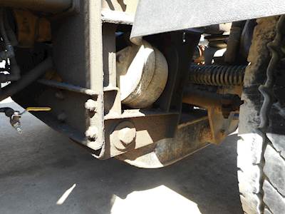 Watson & Chalin Tag / Pusher Axle for a 2007 Sterling ACTERRA