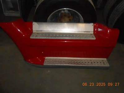 Freightliner Cascadia Left Tank Fairing