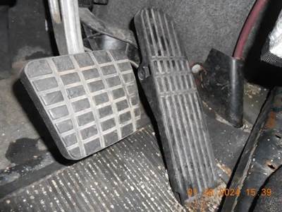 Freightliner M2 106 Throttle Position Sensor for a 2015 Freightliner M2106