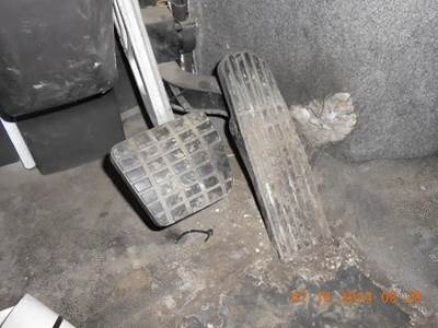 Freightliner M2 Throttle Position Sensor for a 2010 Freightliner M-2