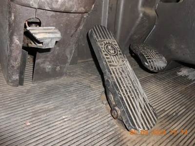 Kenworth T800B Throttle Position Sensor