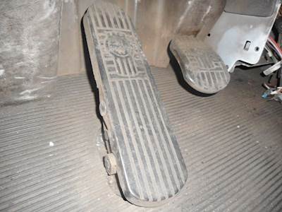 Kenworth W900B Throttle Position Sensor