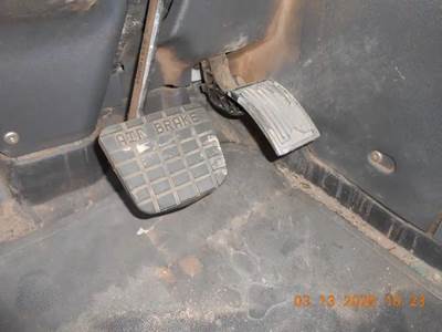 Mack Pinnacle CXU613 Throttle Position Sensor for a 2016 Mack CXU613