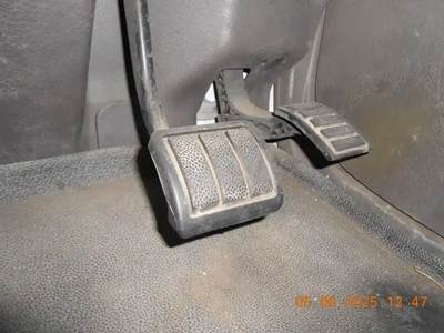 Volvo VN Throttle Position Sensor