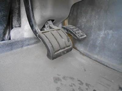 Volvo VNL Throttle Position Sensor