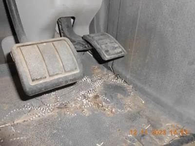 Volvo VNL Throttle Position Sensor