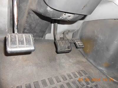 Volvo VNL Throttle Position Sensor