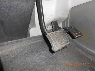 Volvo VNL Throttle Position Sensor