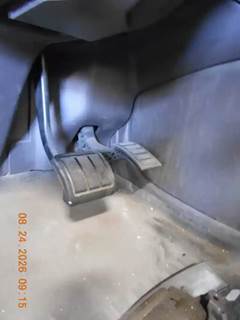 Volvo VNL Throttle Position Sensor