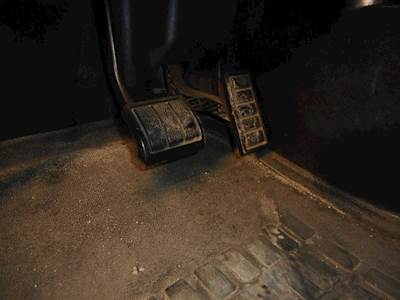 Volvo VNL64T Throttle Position Sensor