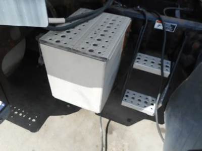 Freightliner Century Class Tool Box