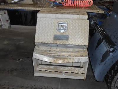 International 9400 Tool Box