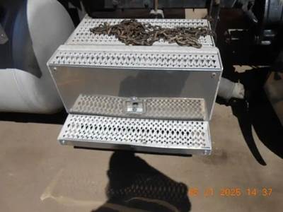 Peterbilt 389 Tool Box