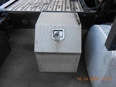 Volvo VNR Tool Box