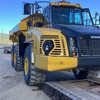 Komatsu HM400-5 Articulated Truck