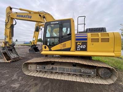 Komatsu PC240LC-11 Excavator
