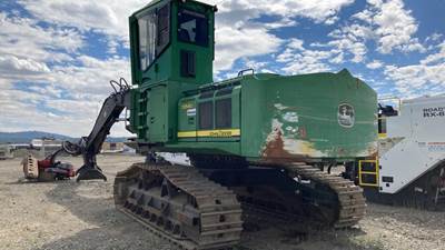 John Deere 2954D Logging Processor