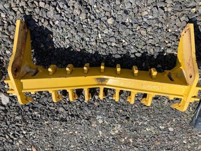 Komatsu GD655 Center Mount Scarifier