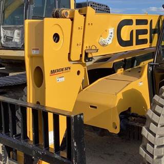 Gehl TH12-42 Telehandler