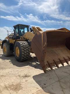 Caterpillar 982M Wheel Loader