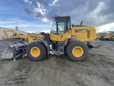 Komatsu WA200-8 Wheel Loader