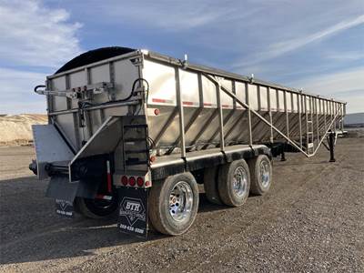 BTR 32x102 Tri Axle Stainless Steel Belt Trailer - Air Ride, Fixed Spread Axle