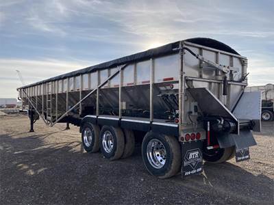 BTR 50ft Tandem Axle Stainless Steel Belt Trailer - Air Ride, Fixed Spread Axle
