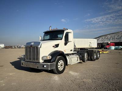 Peterbilt 567 Tri Axle Day Cab Truck - Paccar 455HP, 12 Speed Automatic