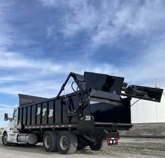 BTR MNR26 Dry Manure Spreader