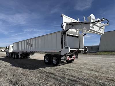 BTR MNR40 Dry Manure Spreader