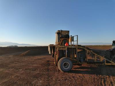 Vermeer CT616 Dry Manure Spreader