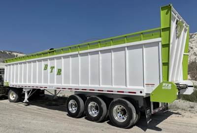 BTR 40x102 Tri Axle Steel Live Floor Trailer - Spring, Fixed Axle