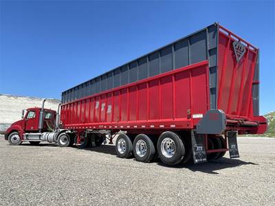 BTR 40x102 Tri Axle Steel Live Floor Trailer - Air Ride, Fixed Axle