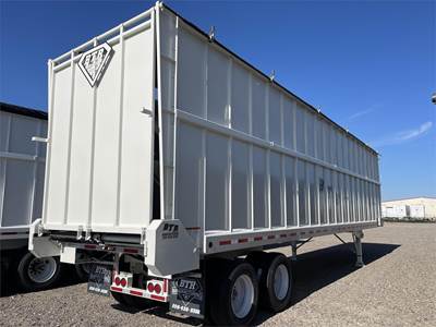 BTR 40x102 Tandem Axle Steel Live Floor Trailer - Spring, Fixed Axle