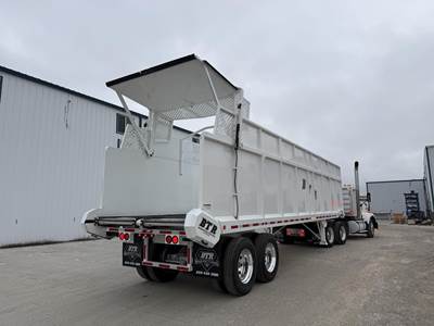 BTR 38x102 Tandem Axle Steel Live Floor Trailer - Air Ride, Fixed Axle