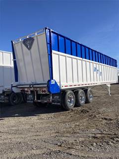 BTR 40x102 Tri Axle Live Floor Trailer - Air Ride, Fixed Axle