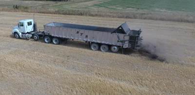 BTR TRUCK AND TRAILER COMBO Live Floor Trailer