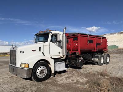 Peterbilt 385 Roll Off Truck - Caterpillar, 10 Speed Manual