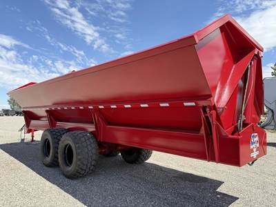 BTR SD30 Side Dump Trailer